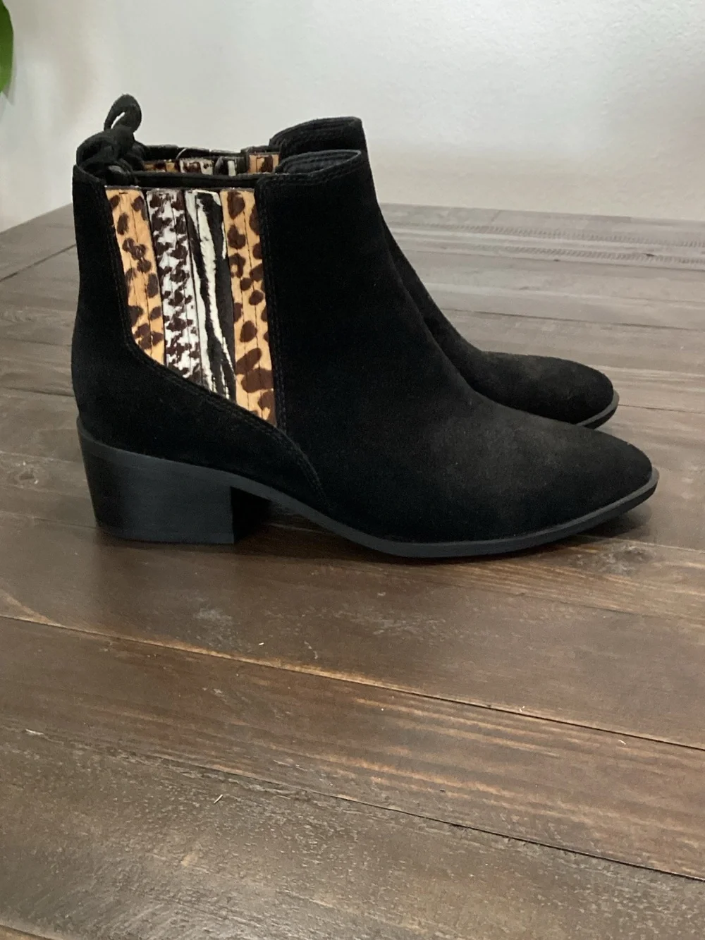 Crown Vintage chic black